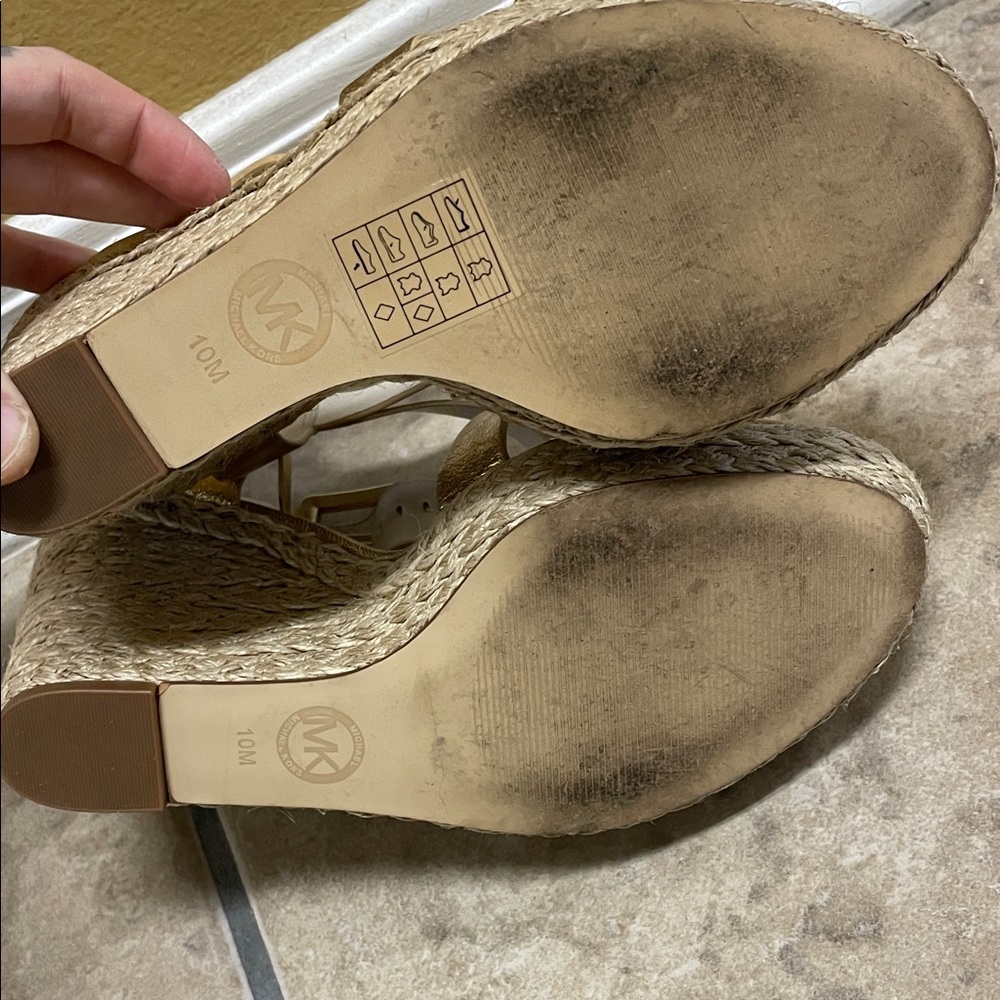 Gold MICHAEL KORS Giovanna Wedge Sandals - Metallic Leather - 40S3GVHA1M - Picture 4 of 6